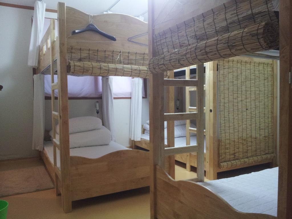 Happytree Guesthouse Seoul Room photo